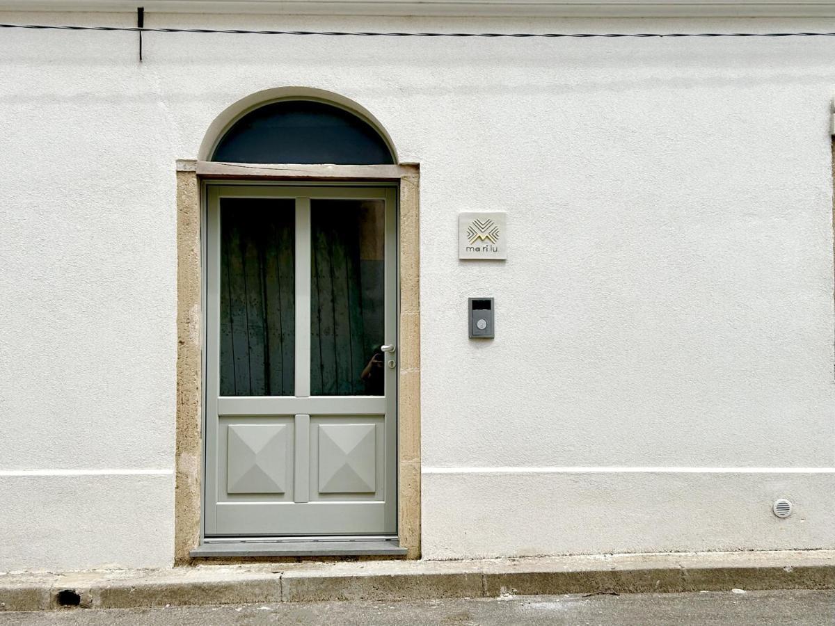 Palazzo Ma.Ri.Lu. Hotell Càbras Exteriör bild